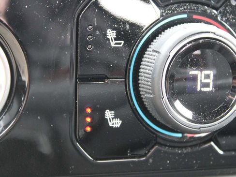 Used 2023 Chevrolet Silverado 1500 LT AWD/4WD image 14