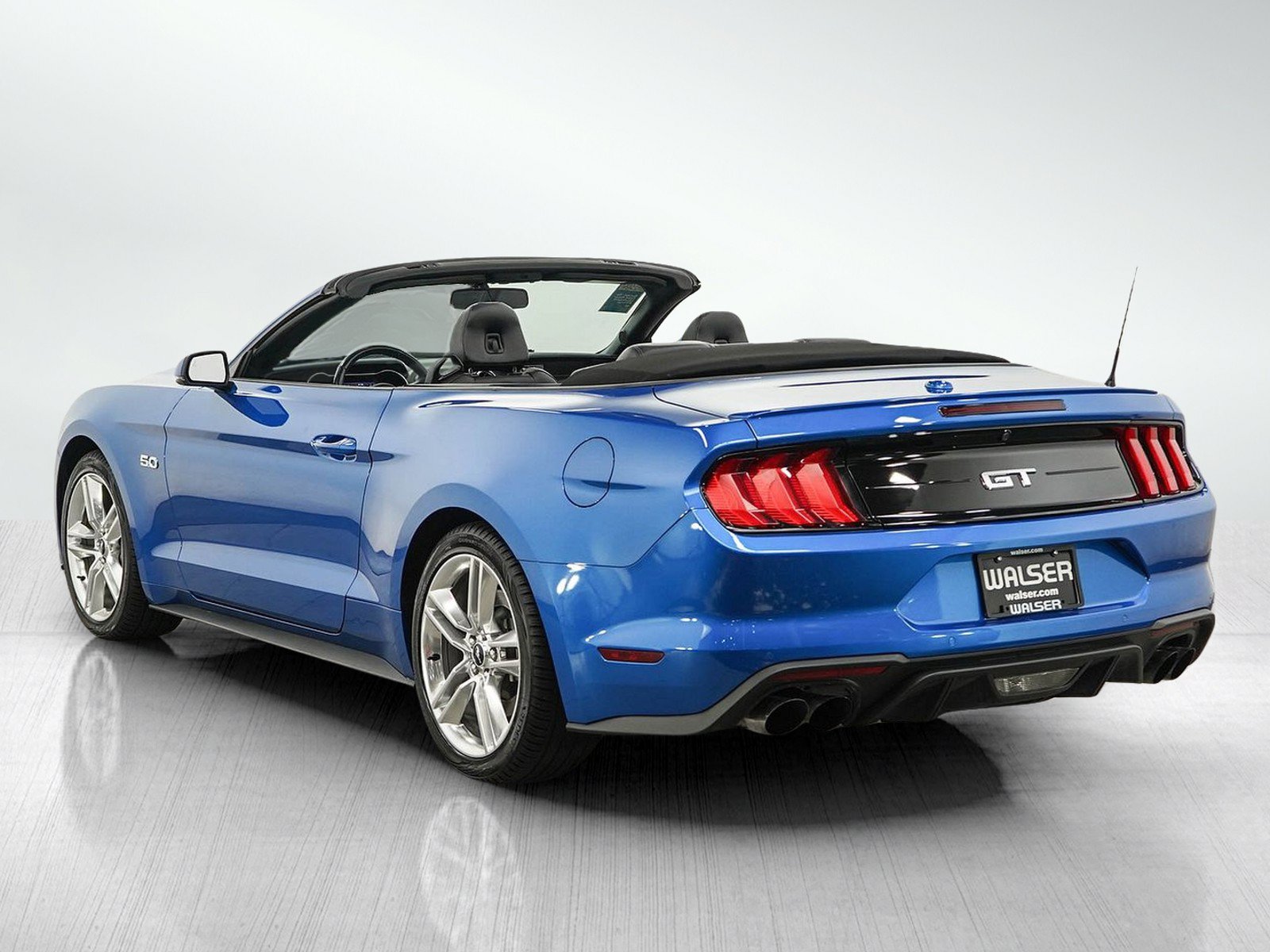 Used 2020 Ford Mustang GT Premium w/ Equipment Group 401A RWD image 3