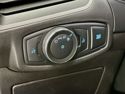 Used 2022 Ford Edge SEL image 17