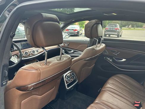 Used 2018 Mercedes-Benz S 63 AMG S 4MATIC Sedan w/ Driver Assistance Package image 25