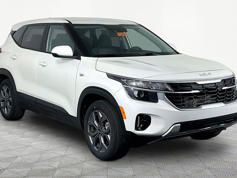 New 2026 Kia Seltos LX AWD/4WD image 3