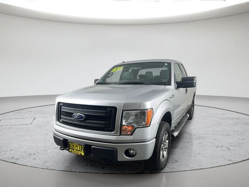 Used 2013 Ford F150 STX w/ Mid Equipment Group AWD/4WD image 10