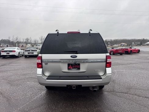 Used 2017 Ford Expedition XLT AWD/4WD image 8