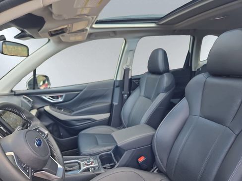 Used 2023 Subaru Forester Limited image 11