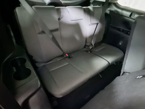 Certified 2019 Toyota Highlander LE w/ Protection Package #3 AWD/4WD image 30