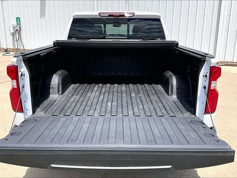 Used 2023 Chevrolet Silverado 1500 LTZ w/ Technology Package AWD/4WD image 27