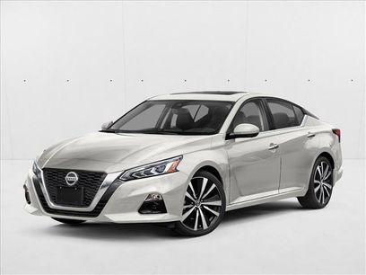 Used 2022 Nissan Altima 2.5 SV w/ SV Premium Package