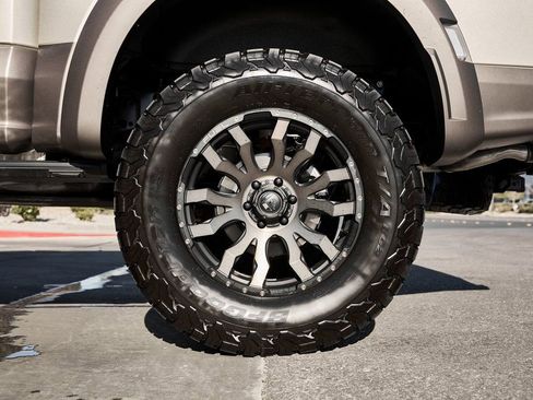 Used 2023 Ford F150 King Ranch w/ Equipment Group 601A High AWD/4WD image 24