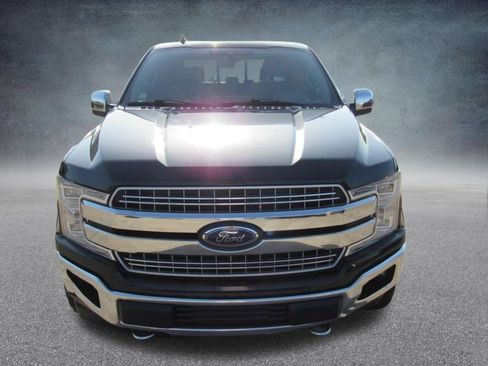 Used 2019 Ford F150 Lariat w/ Equipment Group 502A Luxury AWD/4WD image 9