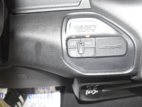 Used 2024 RAM 2500 Big Horn AWD/4WD image 25