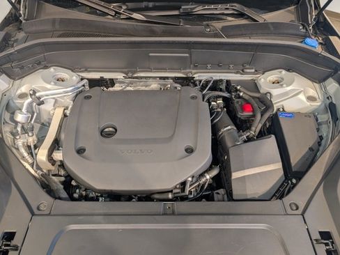 Used 2024 Volvo XC90 B6 Plus w/ Protection Package Premier image 34