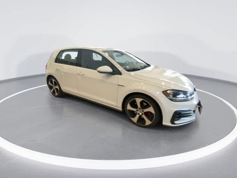Used 2018 Volkswagen GTI S FWD image 2