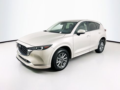 Used 2024 MAZDA CX-5 AWD 2.5 S w/ Select Package image 3