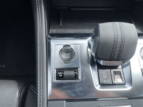 Certified 2024 Jaguar F-PACE R-Dynamic S image 19