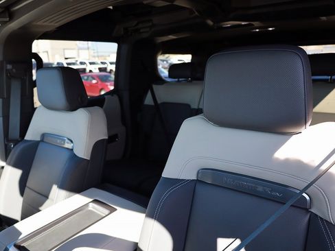 New 2026 GMC Hummer EV SUV image 16