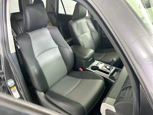 Used 2019 Toyota 4Runner SR5 Premium image 25