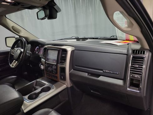 Used 2015 RAM 1500 Laramie w/ Convenience Group image 28