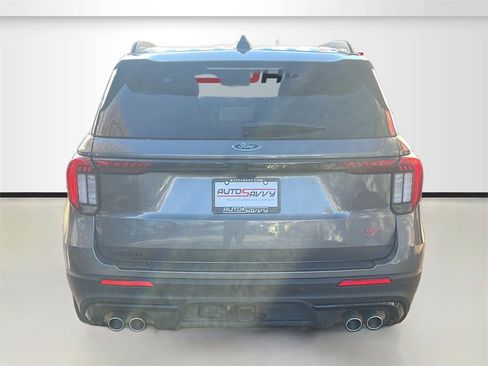 Used 2025 Ford Explorer ST image 6