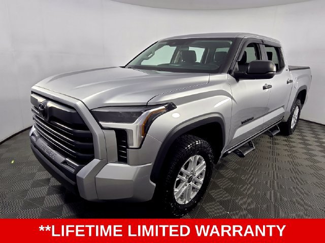 Used 2022 Toyota Tundra SR5 AWD/4WD image 3