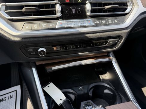 Used 2020 BMW 330i Sedan w/ Premium Package RWD image 28