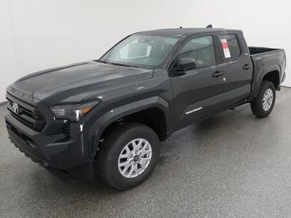 New 2025 Toyota Tacoma SR5