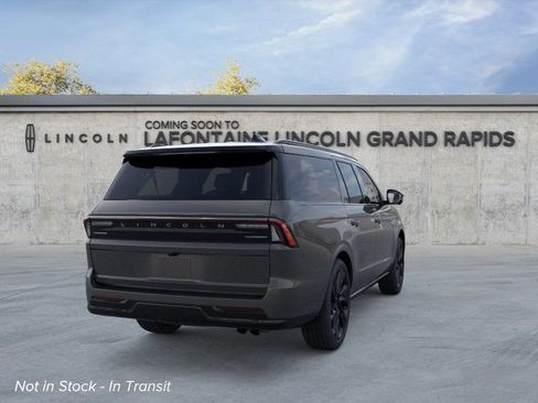New 2026 Lincoln Navigator L Black Label AWD/4WD image 8