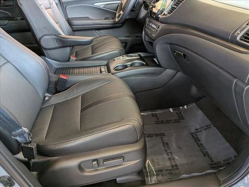 Certified 2023 Honda Passport TrailSport image 21
