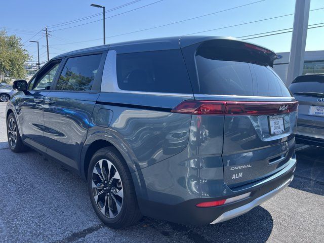 Certified 2024 Kia Carnival EX FWD image 3
