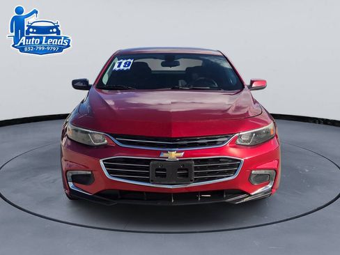 Used 2019 Chevrolet Malibu LT FWD image 4
