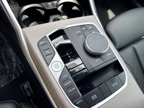 Used 2025 BMW 430i Convertible RWD image 19