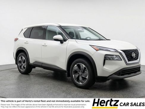 Used 2025 Nissan Rogue SV image 1