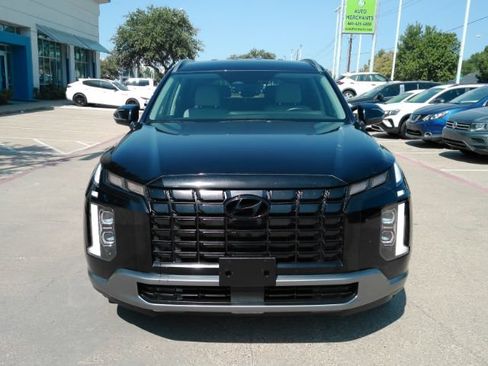 Used 2024 Hyundai Palisade SEL FWD image 2
