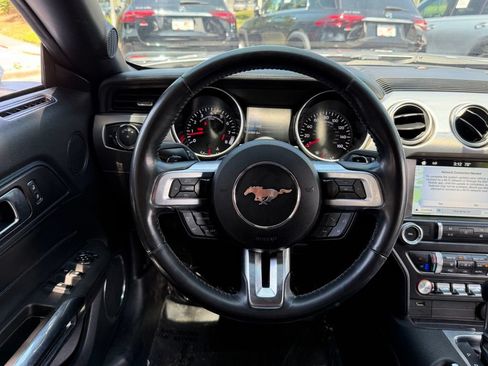 Used 2019 Ford Mustang GT Premium RWD image 42