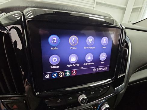 Used 2020 Chevrolet Traverse LT FWD image 14