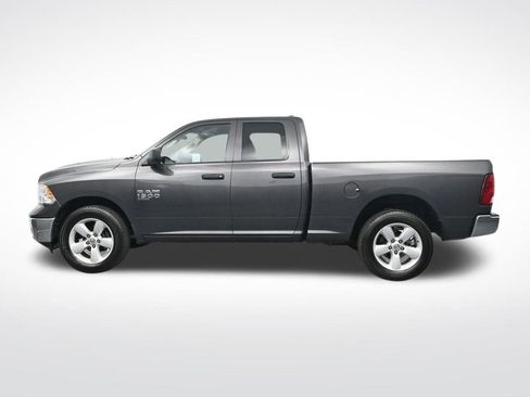 Used 2024 RAM 1500 Classic SLT image 10