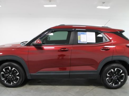Used 2022 Chevrolet TrailBlazer LT FWD image 6