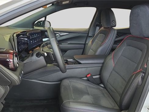 Used 2025 Chevrolet Blazer EV RS image 11