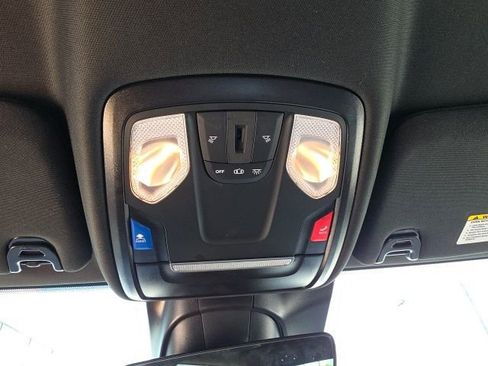 Used 2024 RAM 2500 Big Horn w/ Safety Group image 21