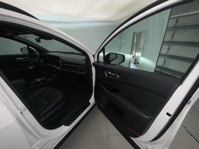 Used 2023 Kia Sportage X-Line AWD/4WD image 24