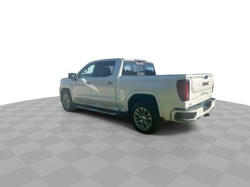 Used 2024 GMC Sierra 1500 Denali AWD/4WD image 7