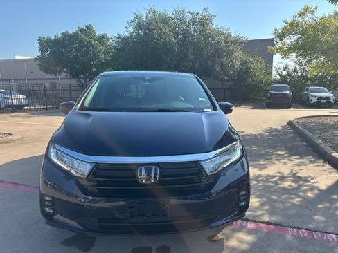 Used 2021 Honda Odyssey EX-L image 2