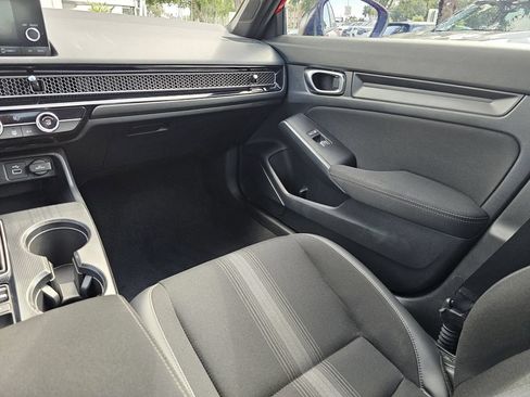 Used 2023 Honda Civic Sport image 14