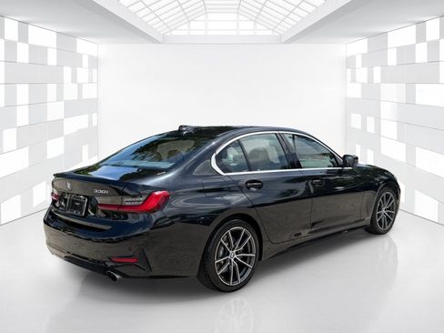 Used 2019 BMW 330i Sedan w/ Driving Assistance Package RWD image 7