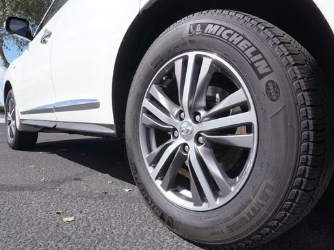 Used 2020 INFINITI QX60 Luxe w/ Essential Package image 6