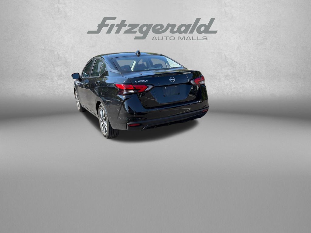 Used 2025 Nissan Versa SV FWD image 6