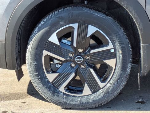 New 2026 Nissan Kicks SV w/ SV Premium Package image 12