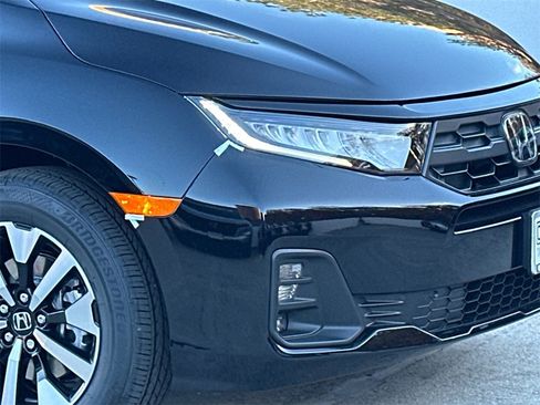 New 2026 Honda Odyssey EX-L image 4