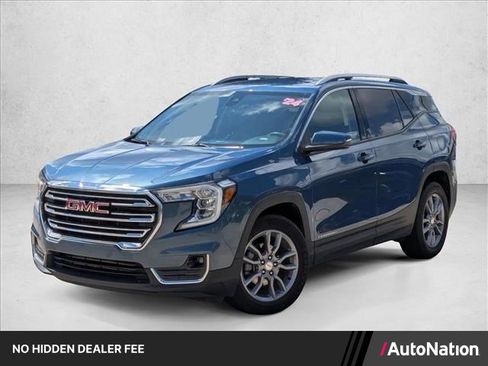 Used 2024 GMC Terrain SLT FWD image 1