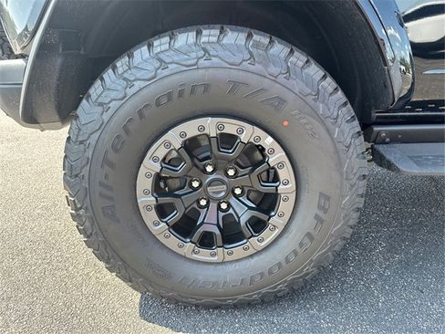 New 2025 Ford Bronco Raptor image 13