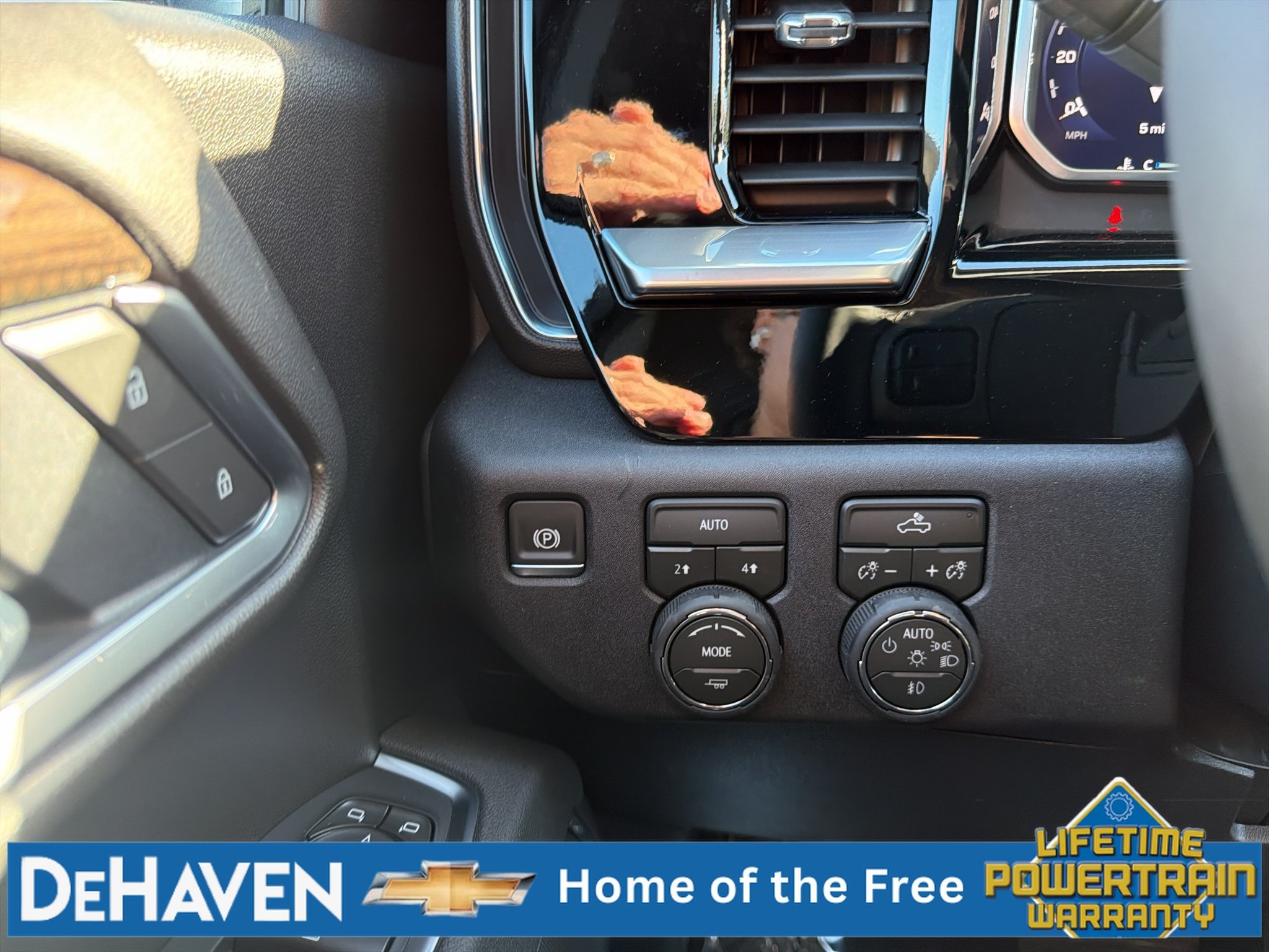 New 2026 Chevrolet Silverado 1500 RST w/ RST Select Package AWD/4WD image 19